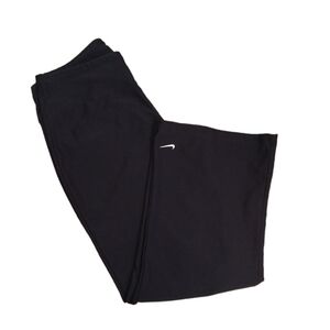 Nike Small (4-6) Black dri Fit wide leg Capri workout pants